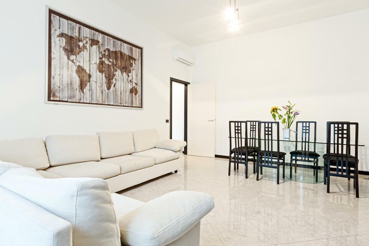 S. Maria Valle Central Roomy Flat Milão Exterior foto